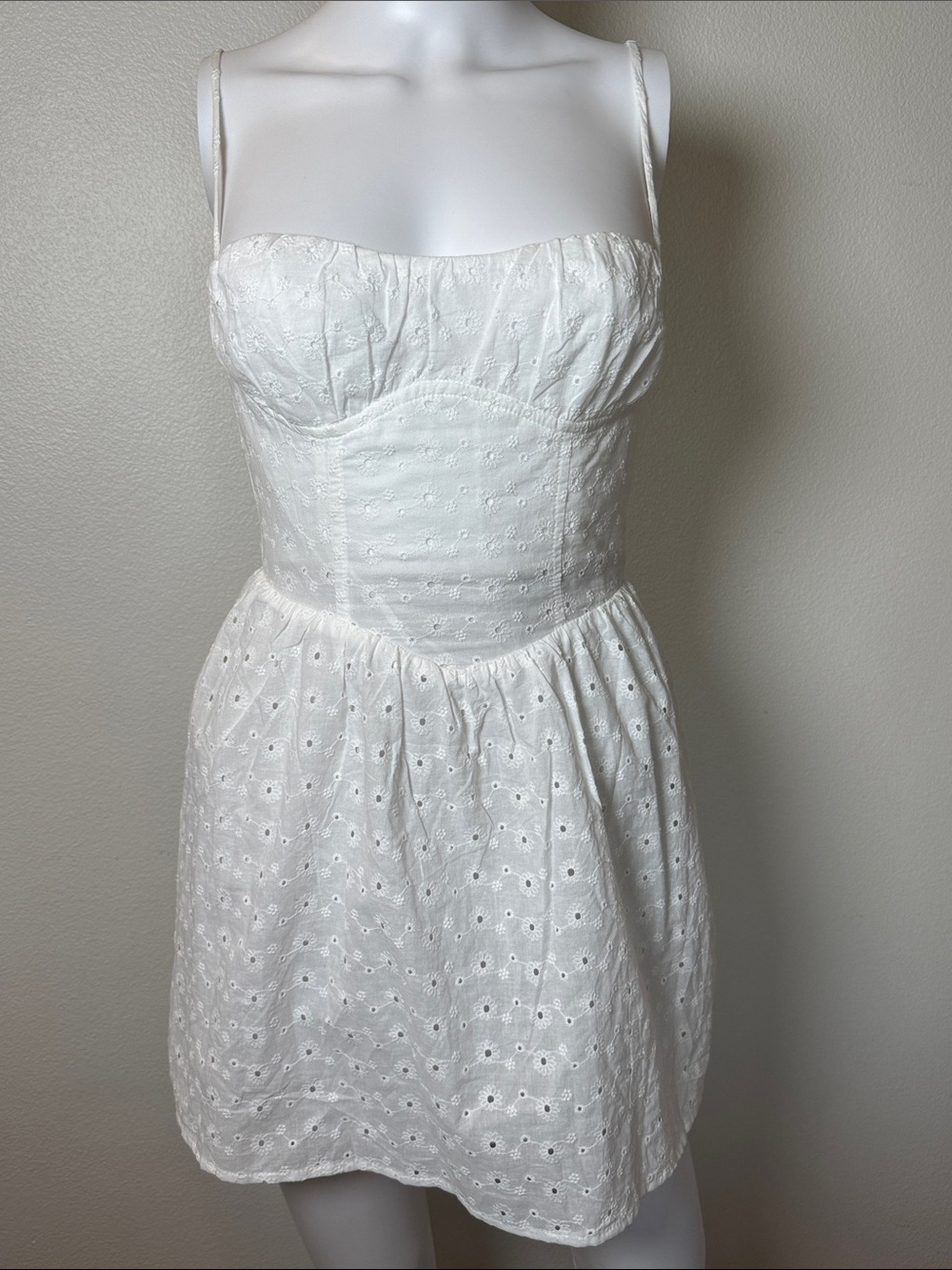 NWT Princess Polly Mckilah Mini Dress White Eyelet Bustier Graduation Sundress 2 - Picture 2 of 7